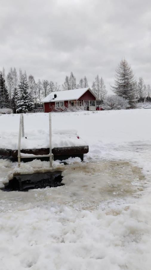 Hannunluhdan Lomamoekit Karijoki Esterno foto
