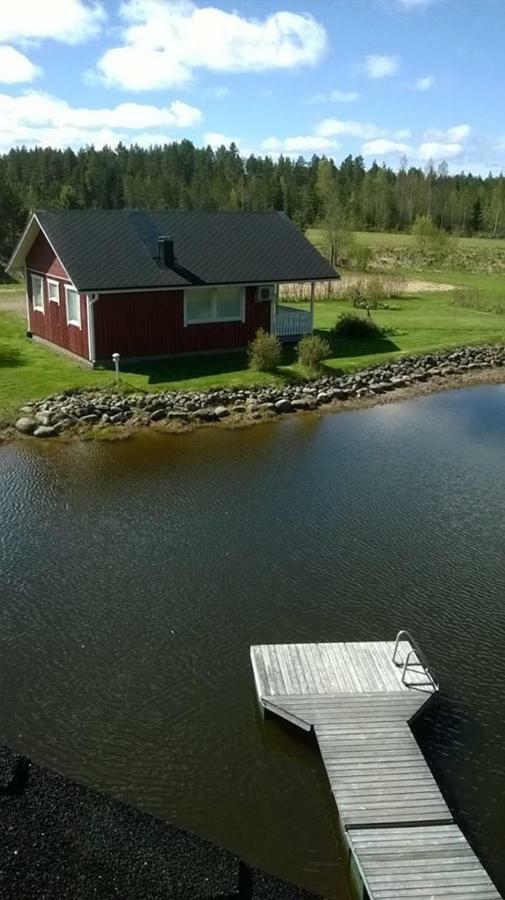 Hannunluhdan Lomamoekit Karijoki Esterno foto